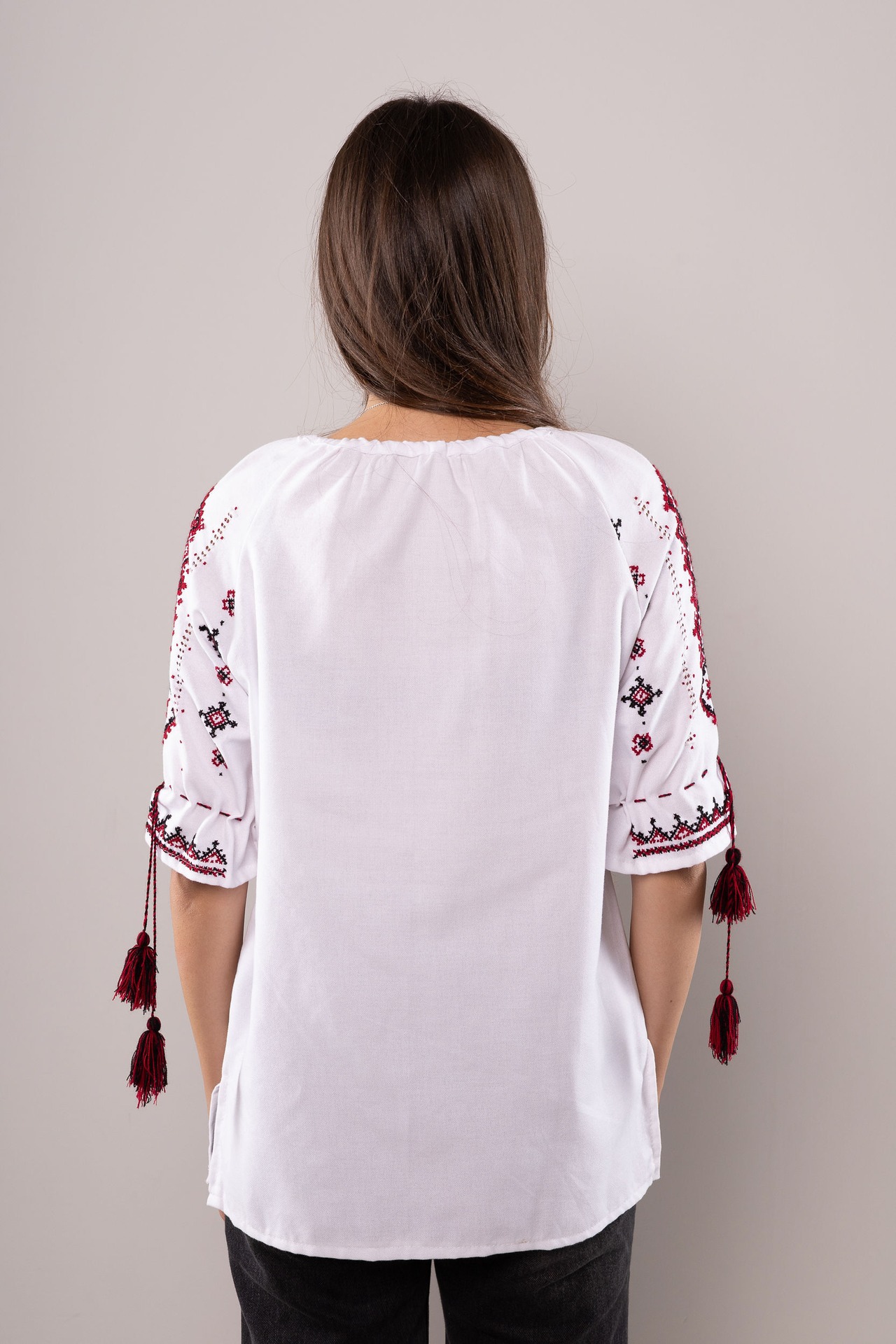 ウクライナ刺繍ヴィシヴァンカ・クラシック　ドニプロ　七分袖　手刺繍　麻　レディース・フリーサイズ - 14