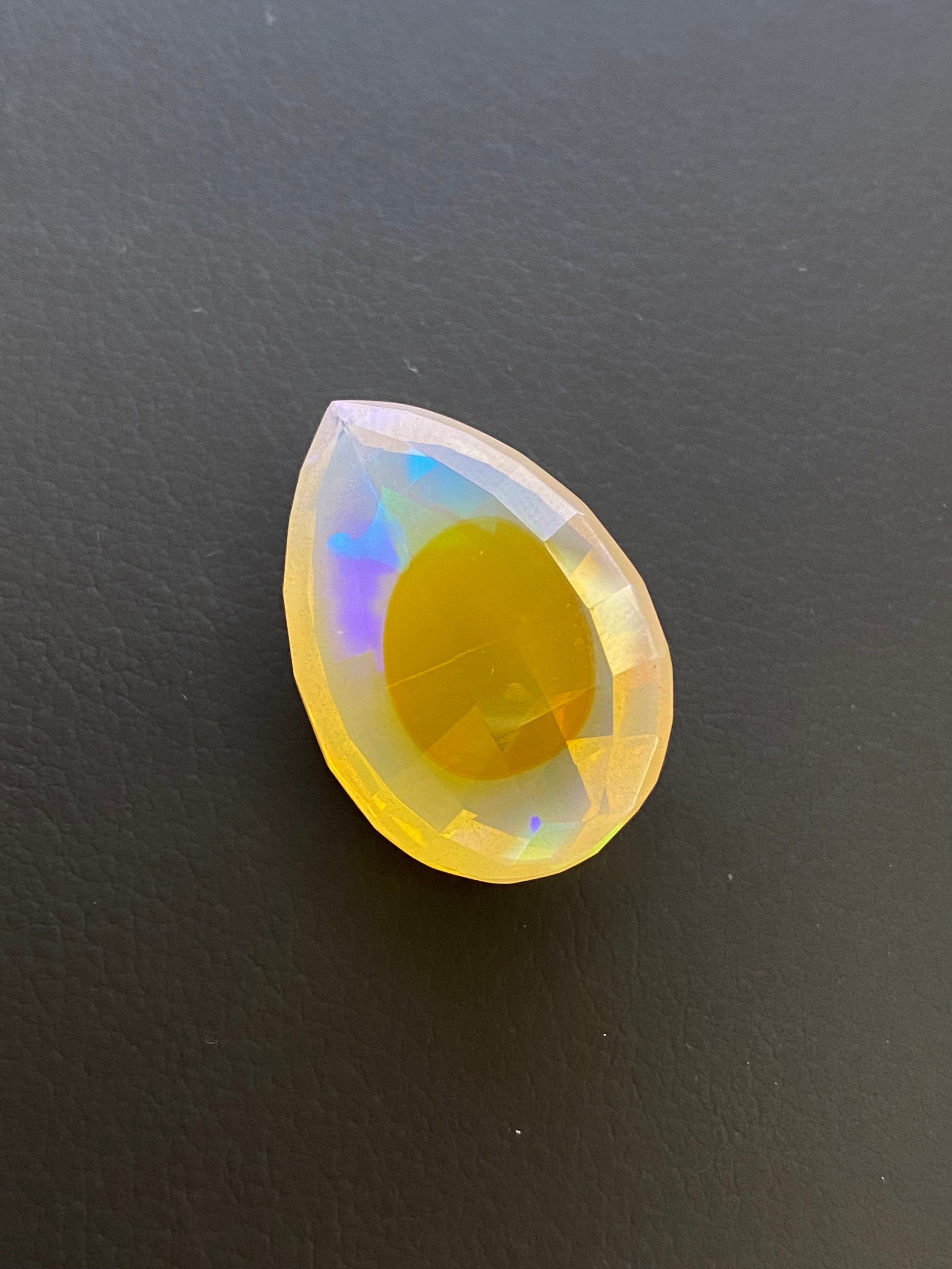 42.05ct レア石 エチオピア産 天然 オパール ファイアオパール  