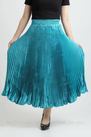 ★送料無料★フリ－(F)☆光沢メタリックロングプリ－ツスカ－ト[SKN9638]