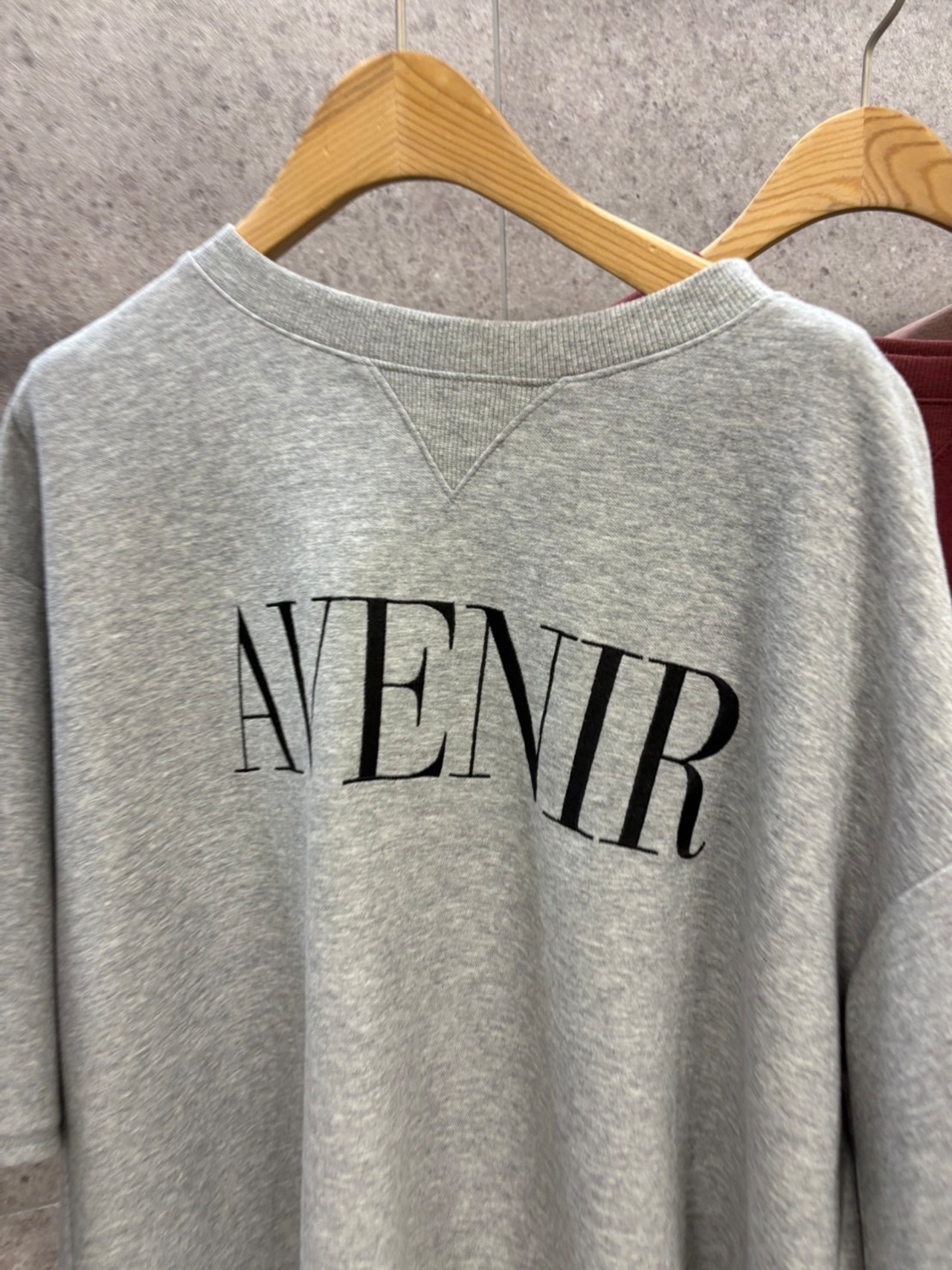 ROSIEEE 刺繍ロゴ5部袖スウェット　750332