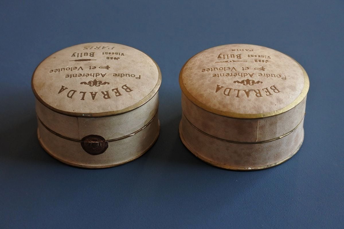 C.1900 French Powder 2 Boxes, Jean Vincent Bully Paris | antiquesoval