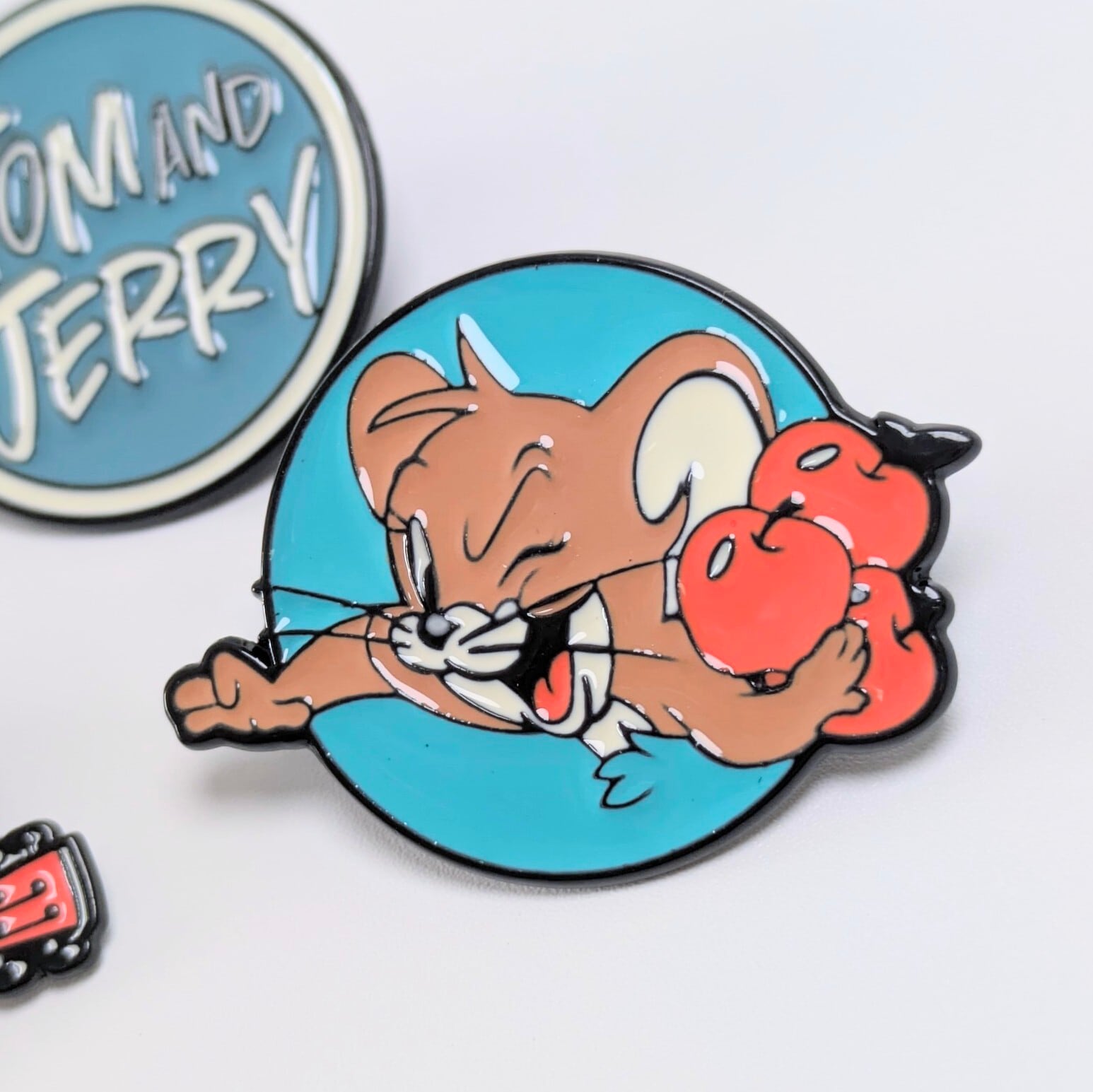 ♧送料無料！ ★ピンズ PINS★ピンバッジ 【 Tom and Jerry（ トムとジェリー ）】トムジェリ / 3P SET / ピンズセット 〚アメリカン雑貨 アメトイ〛