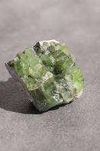 ペリドット「若葉の光」Peridot|天然石 原石 鉱物 パワーストーン | PD-H-001