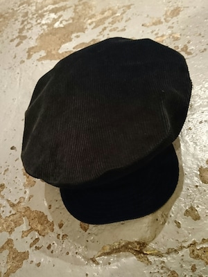 Apuzzlinghome "MODS CAP" BLACK CORDUROY