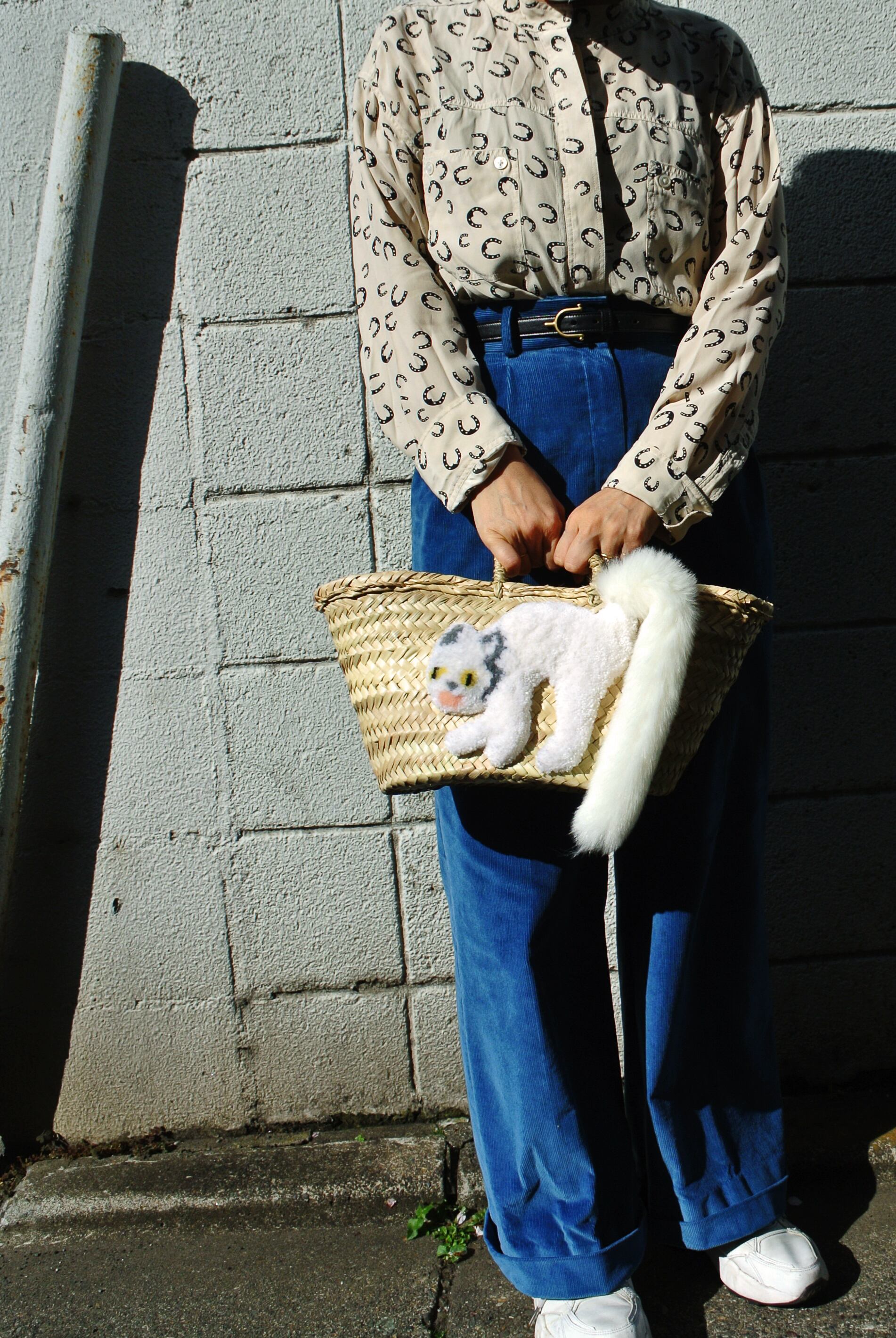 CAT IN DA HOUSE もこもこ猫バッグ　サビ猫 CAT IN DA HOUSE もこもこ猫バッグ サビ猫 モコモコねこカゴバッグ