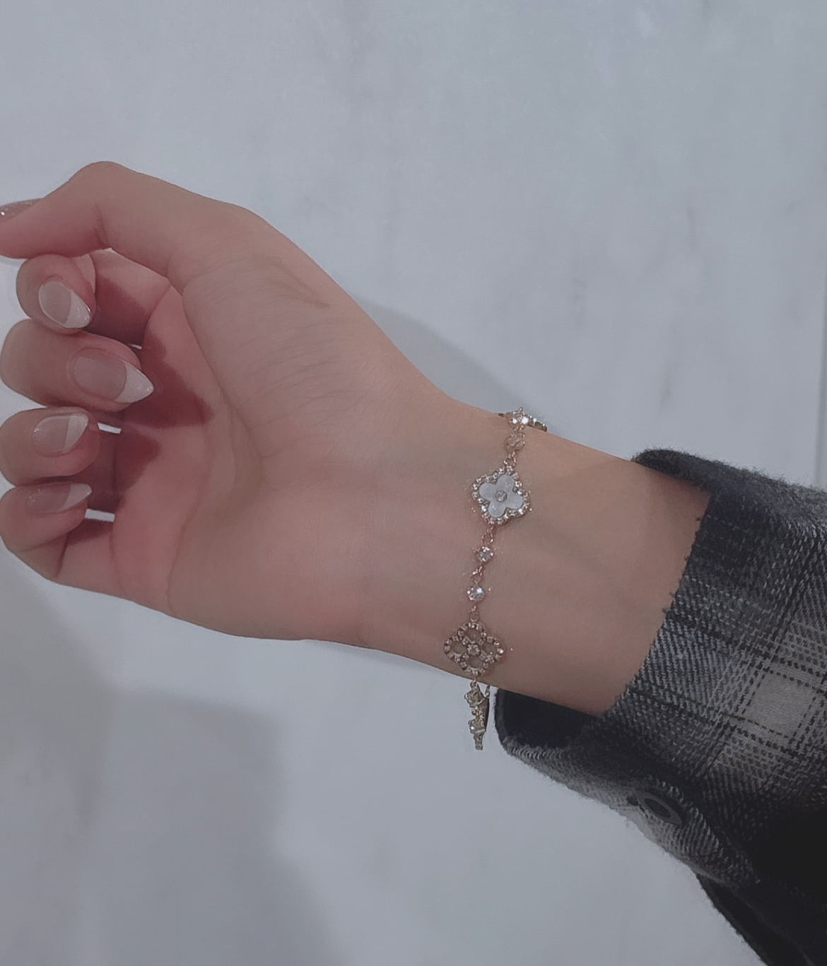 クローバーシェルブレスレット | SASSY ANGEL