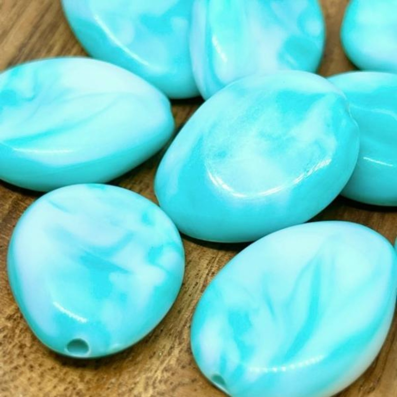 【4個】マーブルドロップアーアクリルビーズ/スペーサー