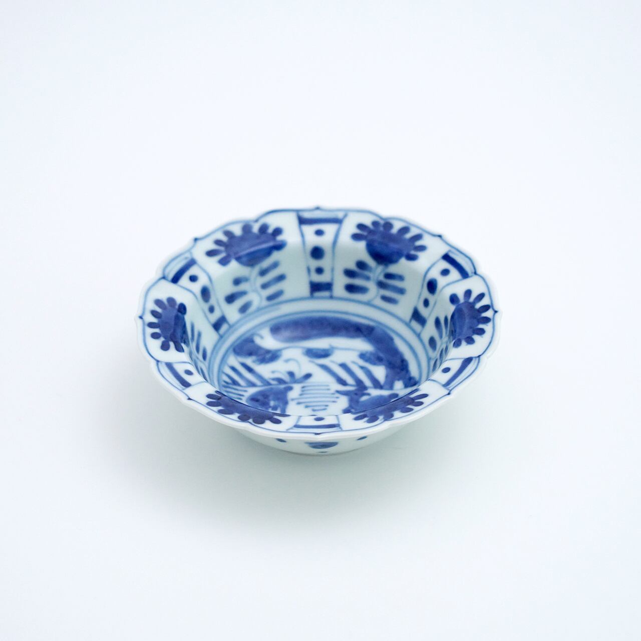 染付芙蓉手双鹿図13cm輪花小鉢