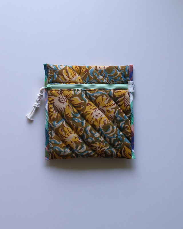 Block quilt Book Sleeve.　<Necessary forest>