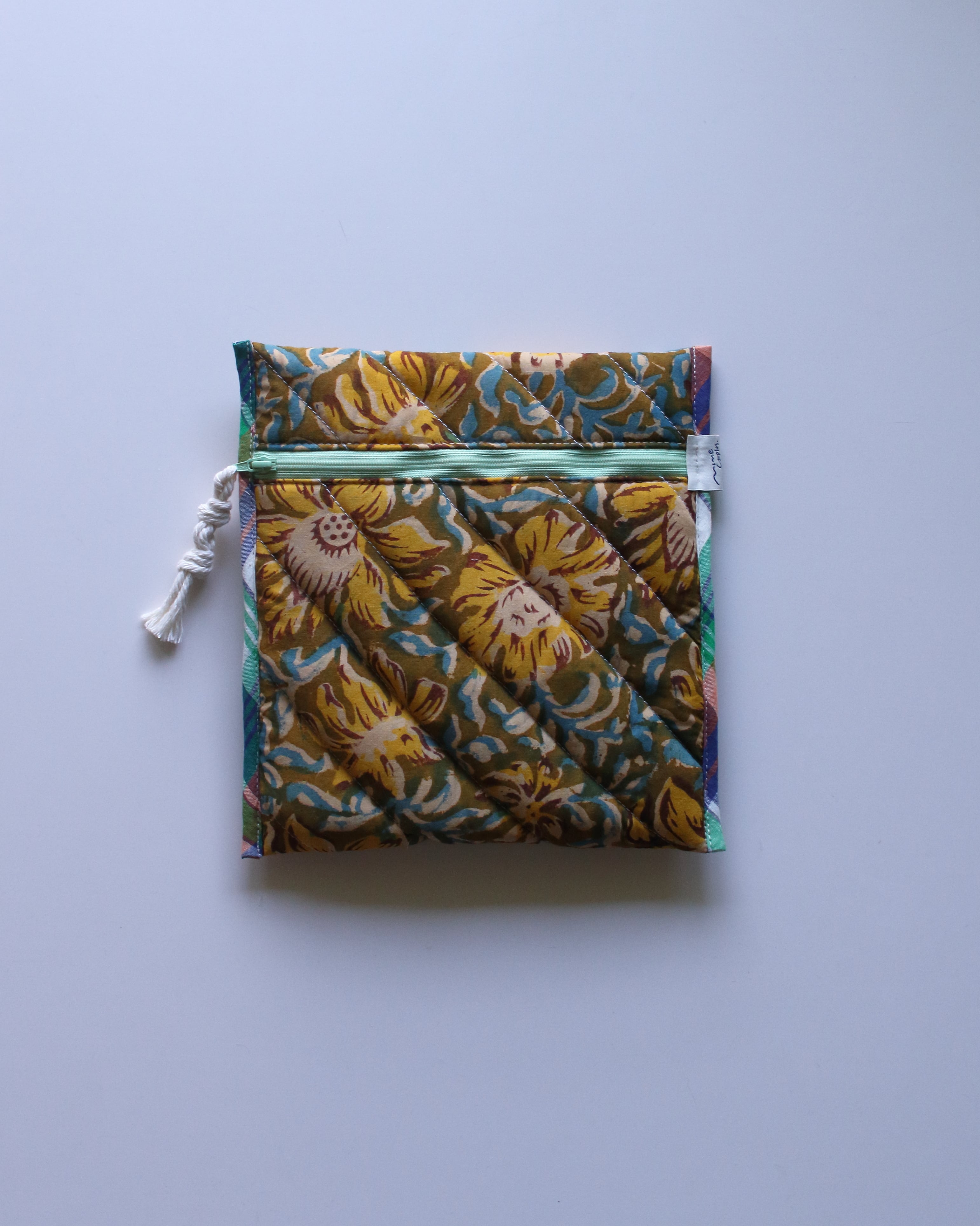 Block quilt Book Sleeve. <Necessary forest>