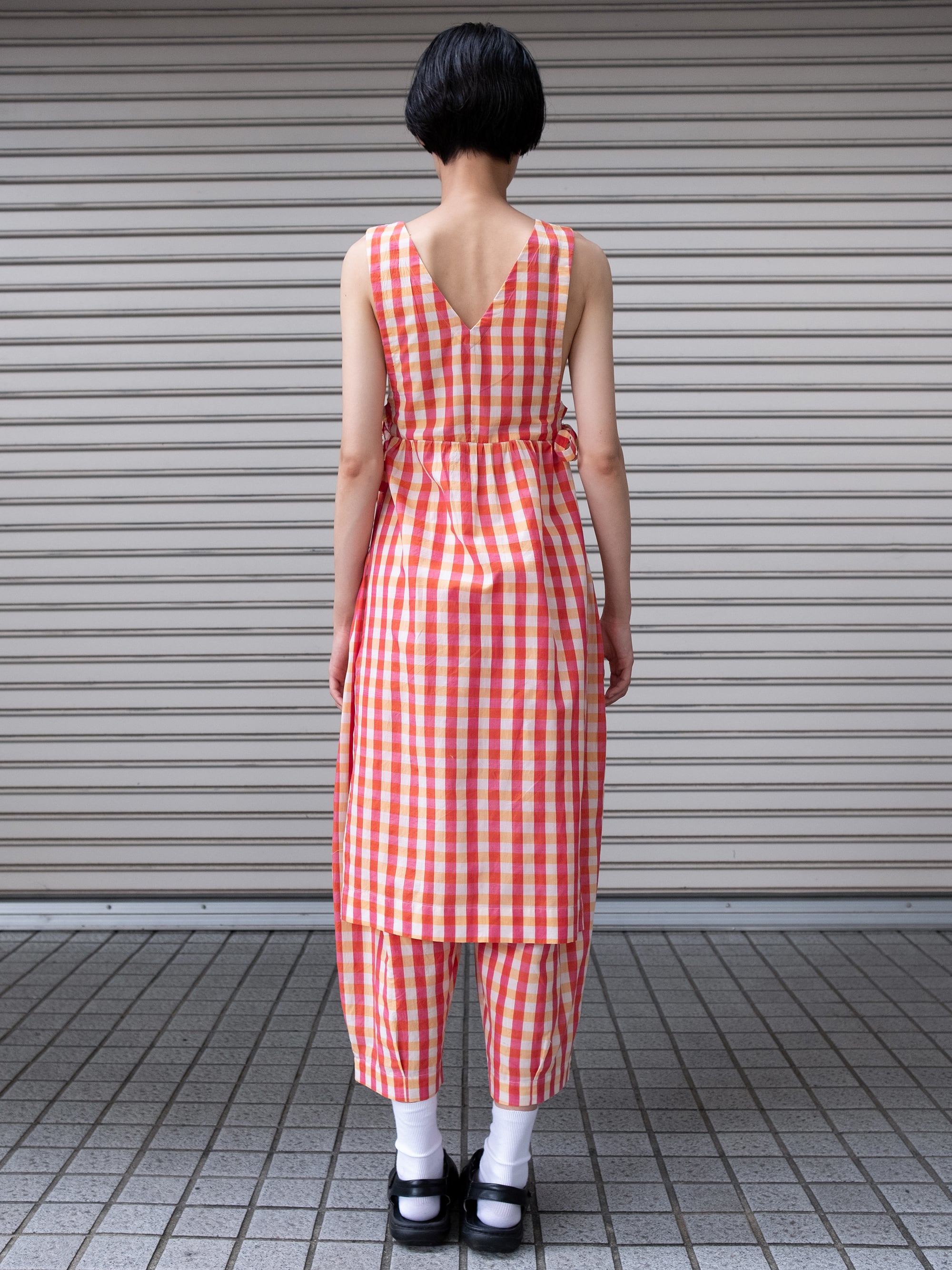 TADO DASYA APRON