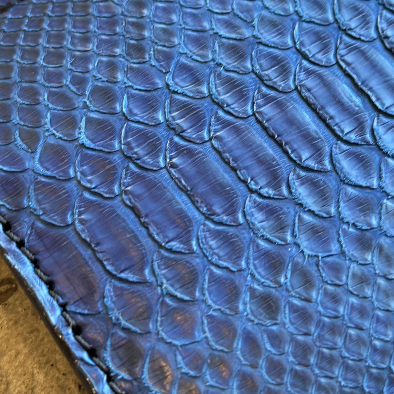 【限定商品】ビルフォールド サンタフェ マットパイソン(藍染)