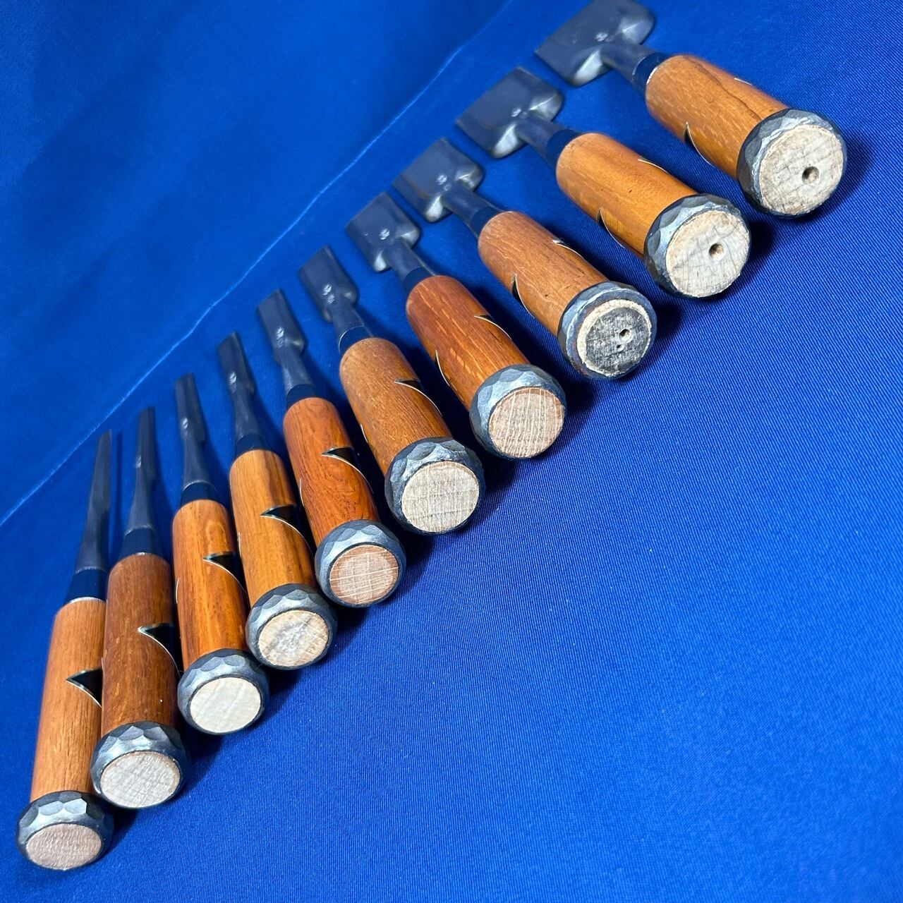 完売>ハニュウノミ製作所 / 真空寿宝 追入鑿 10本組〈全長215mm 完売>ハニュウノミ製作所 / 真空寿宝 追入鑿 10本組〈全長215mm