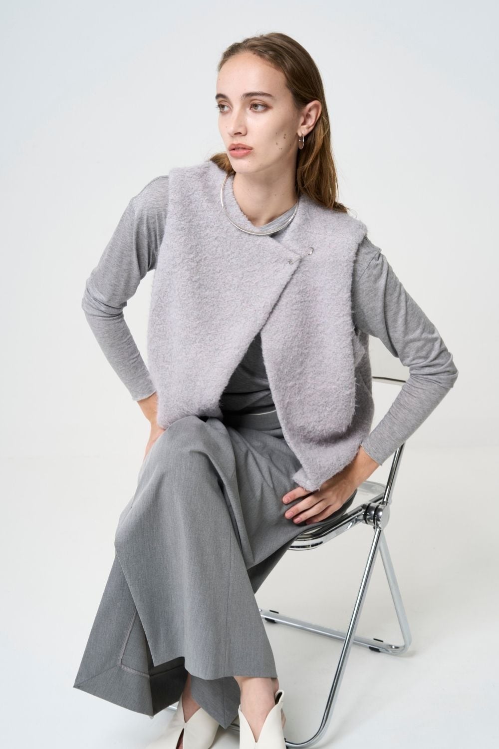 お値下げ　INSCRIRE Wool Short Vest-GRAY 完売 お値下げ INSCRIRE Wool Short Vest-GRAY 完売