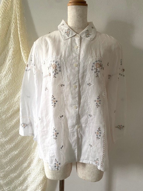 vintage flower  blouse