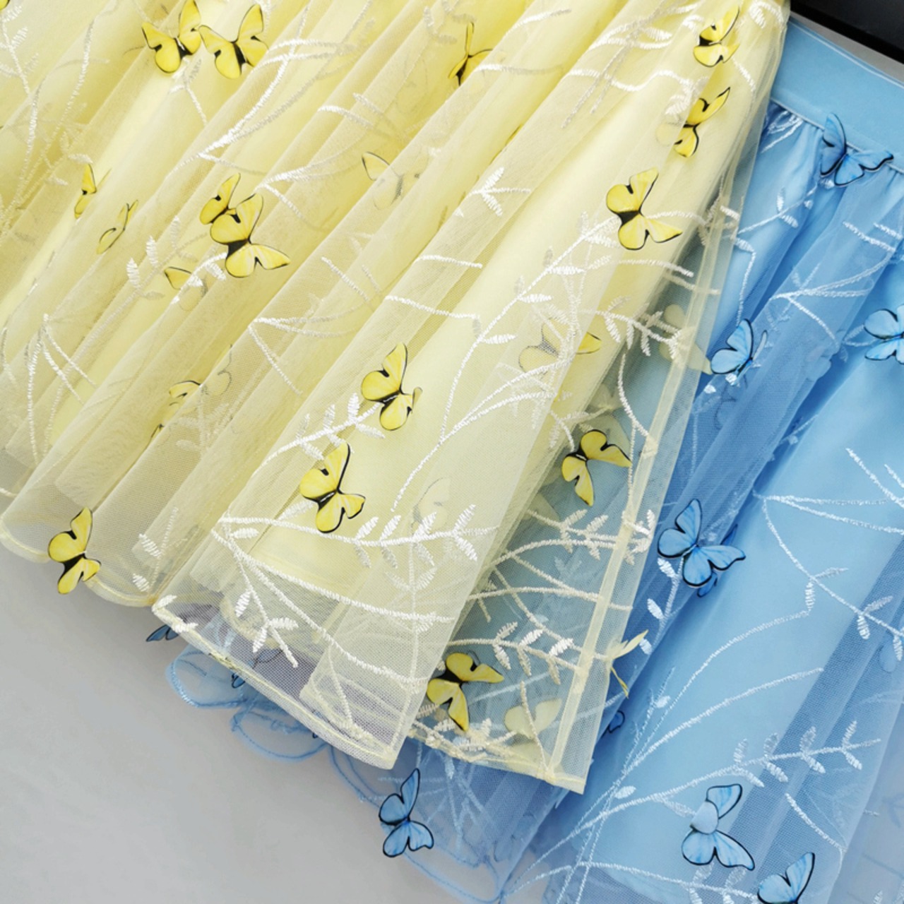 バタフライエフェクトⅡ〜蝶が舞うチュールミニスカート〜M23078