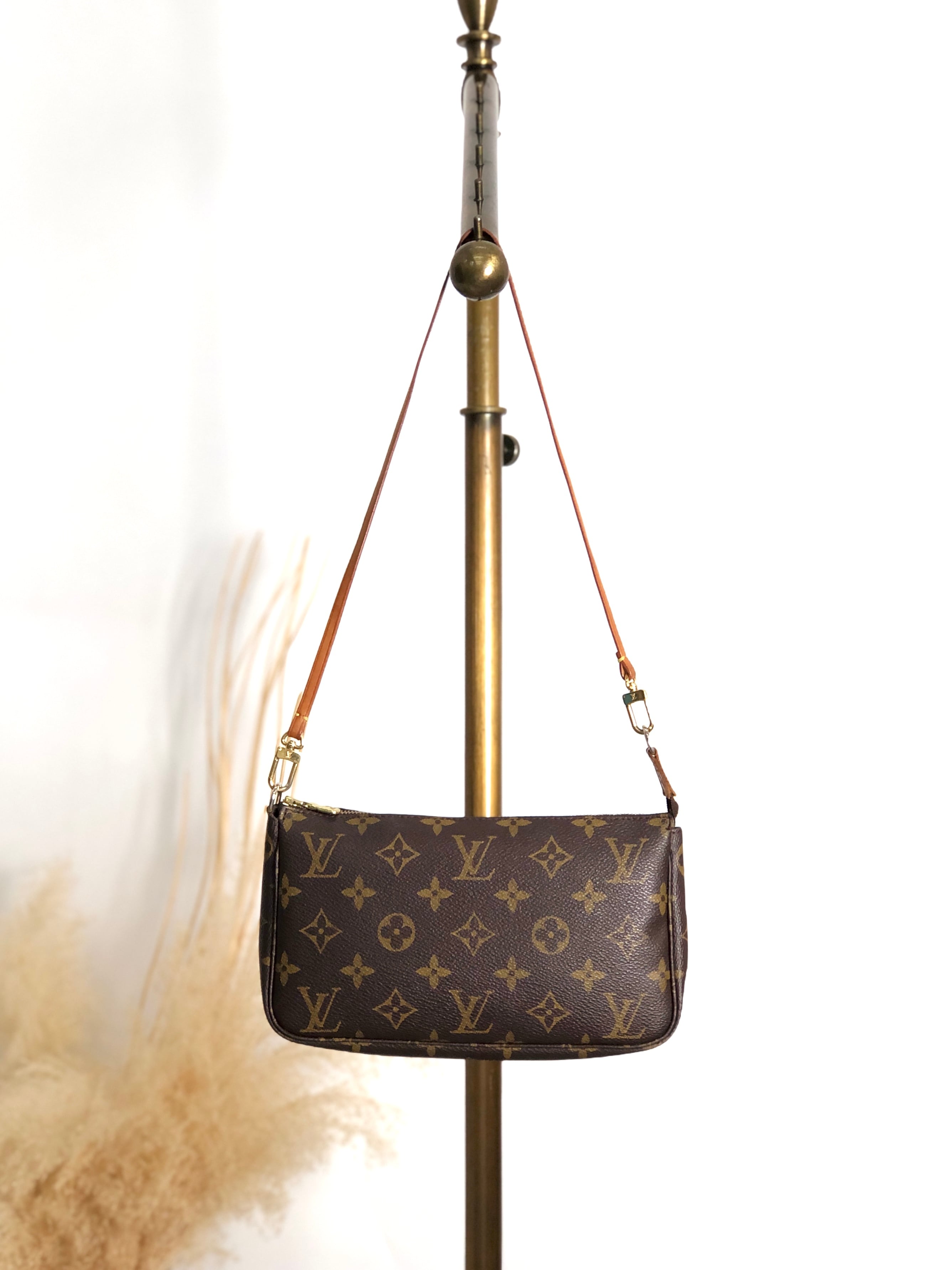 LOUIS VUITTON ルイヴィトン アクセソワール モノグラム ショルダーバッグ ブラウン レザー ワンショルダー M51980 vintage ヴィンテージ オールド z7gkhx