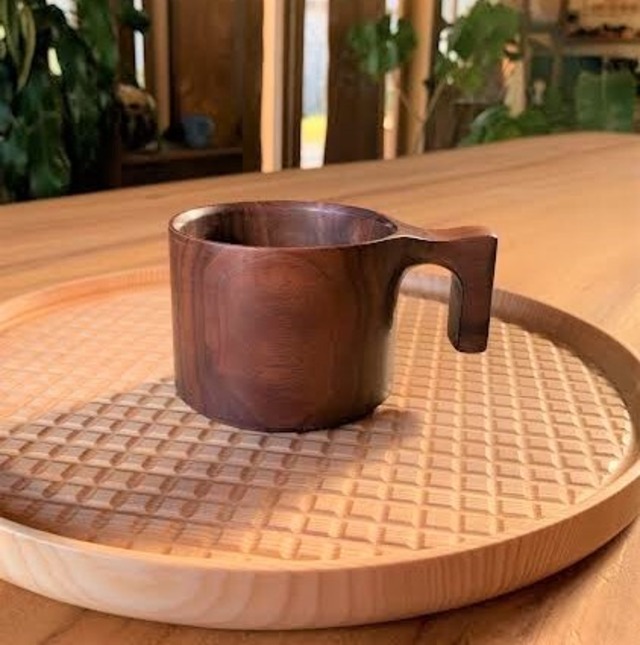 【☆人気シリーズ・プレゼントにも】たっぷり入る木製マグカップ　wooden magウオールナット　0049　