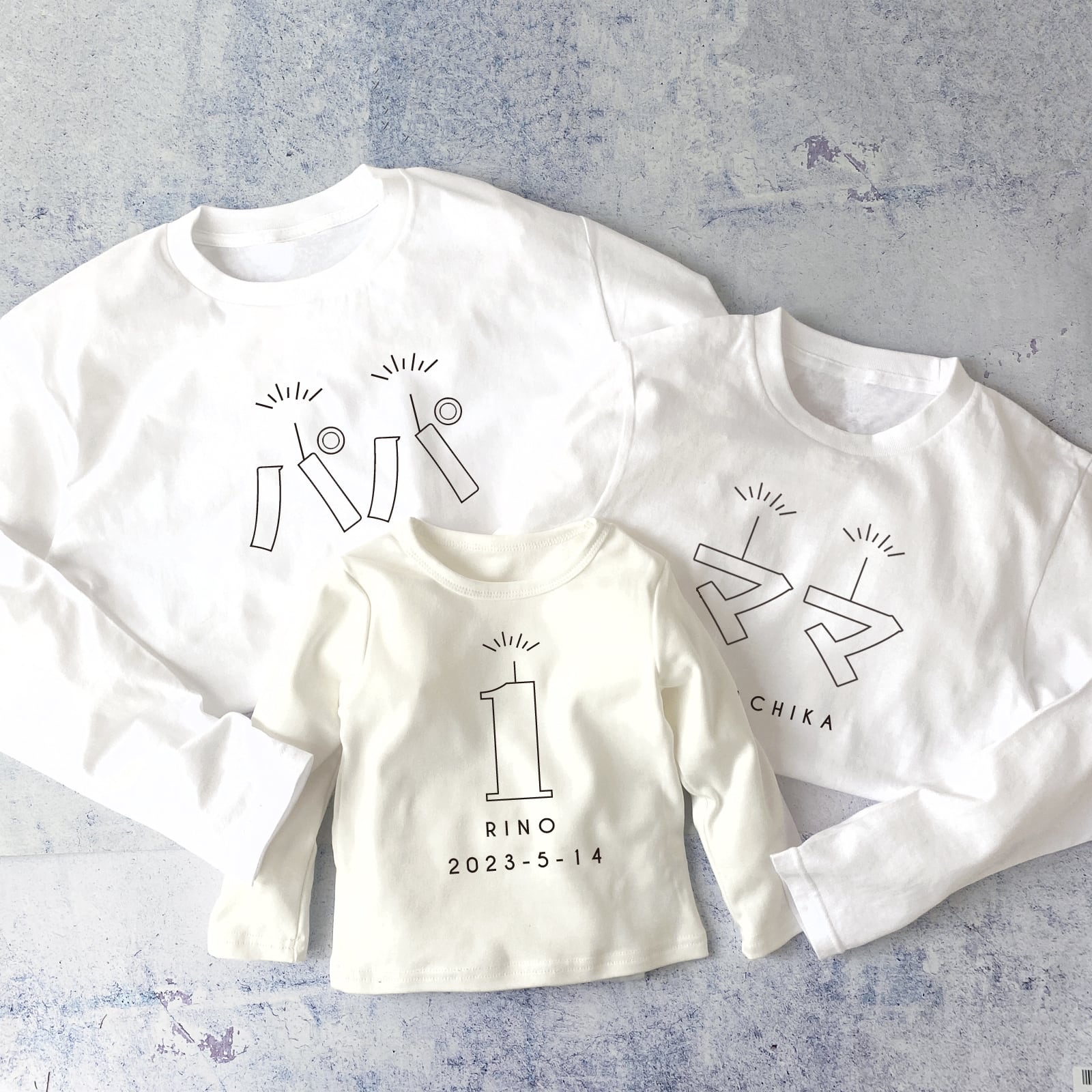 親子のお祝いTシャツセット outline/パパママ＆バースデー 長袖 ロンT 誕生日