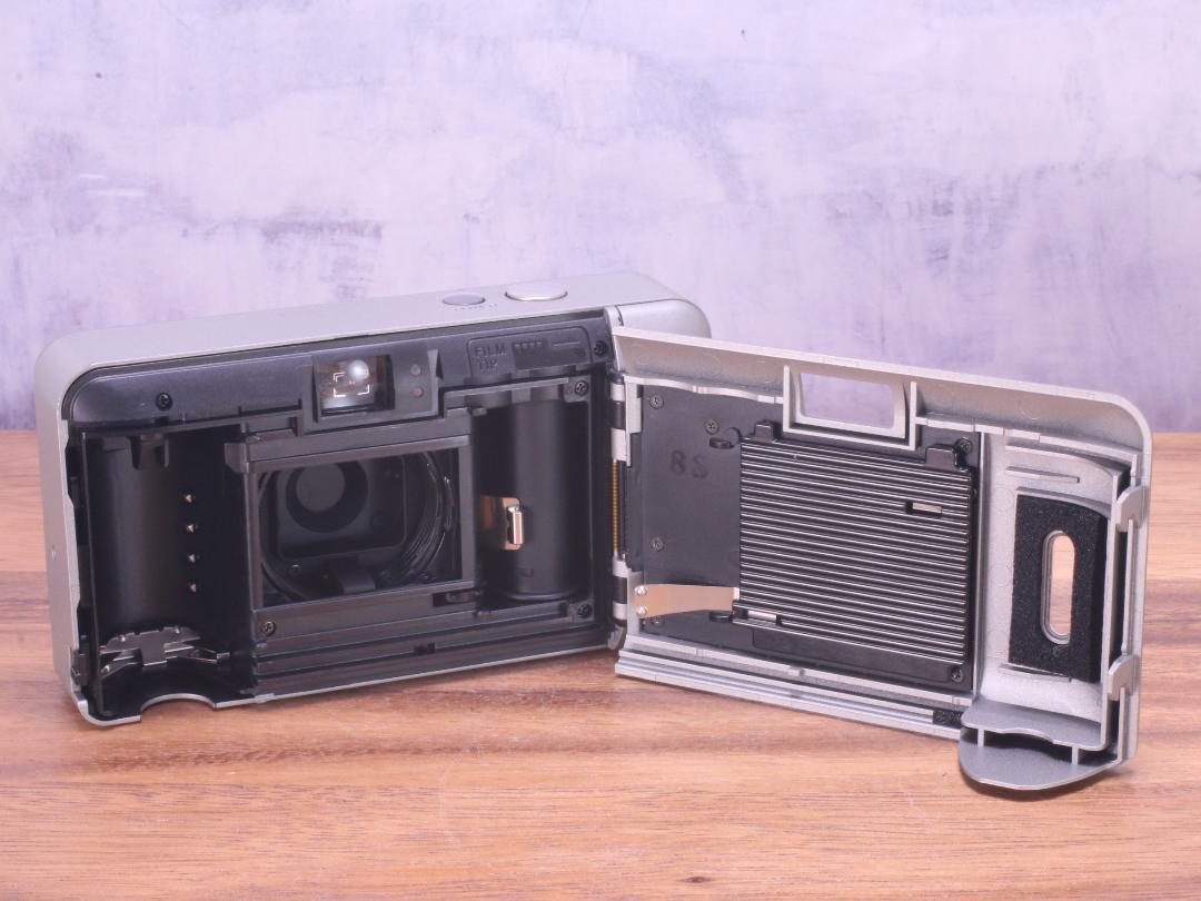 Konica Big Mini F | Totte Me Camera