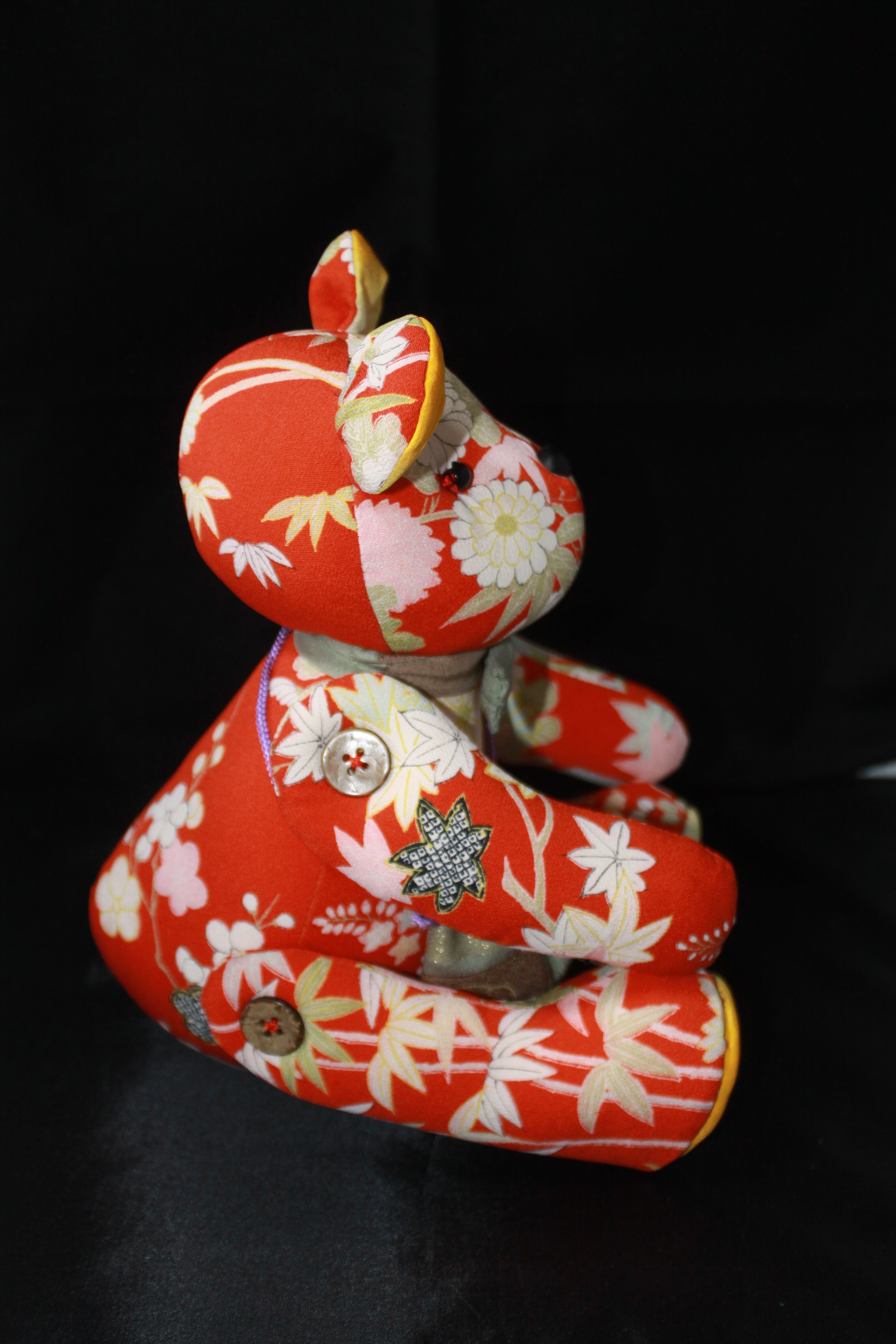 古着物リメイクテディベア（花柄・朱色）L | Sunny Days