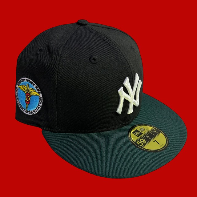 New York Yankees Dept. Of Sanitation New Era 59Fifty Fitted / Black,Dark Green (Light Blue Brim)
