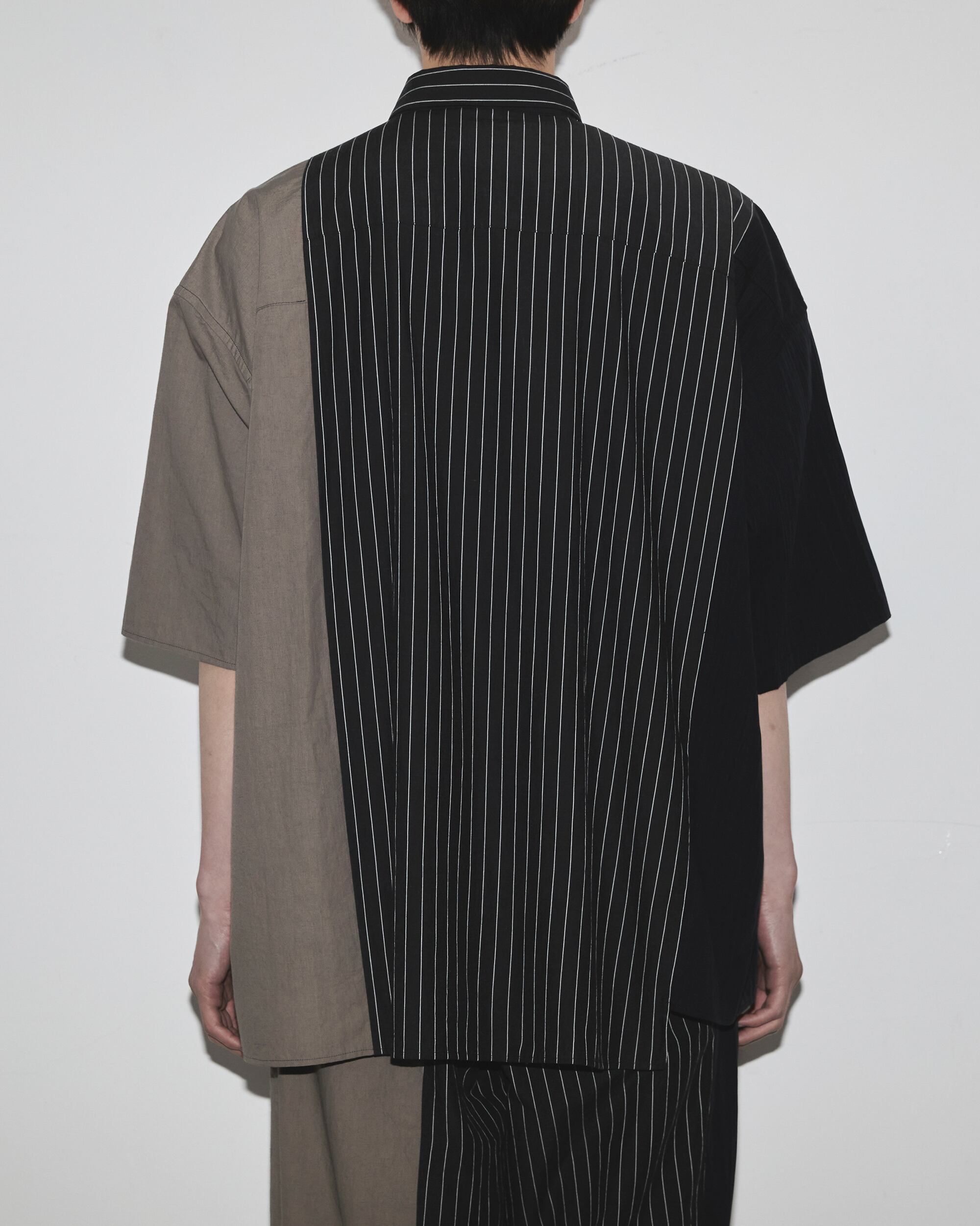 CONTROLLA+ multi  asymmetry short sleeve shirt