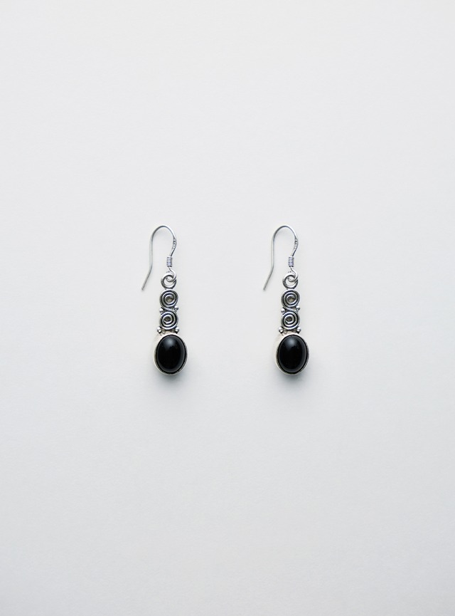 [URBANIC 30] Spiral Oval Earrings 正規品 韓国ブランド 韓国ファッション 韓国代行 アーバニック 30 日本 店舗