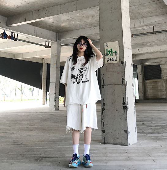 ハーフパンツ デニム ダメージ加工 白 ホワイト カジュアル ストリート ピープス オルチャン 韓国ファッション 1398 Amouretvie 韓国系 モード系 個性的ファッションの通販サイト