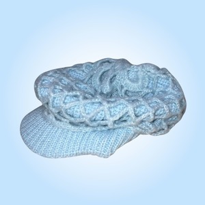 水色ニットキャスケット