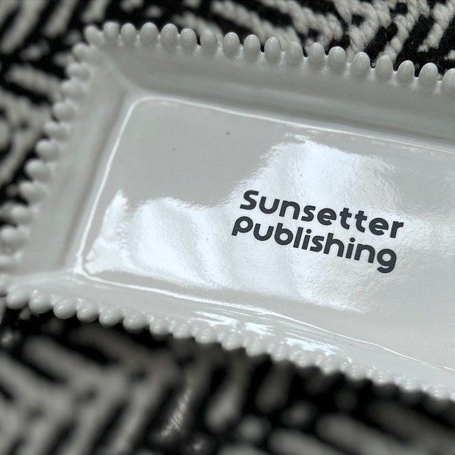 No.004 Ceramic Tray / Aya Courvoisier × Sunsetter Publishing No.004 Ceramic Tray / Aya Courvoisier × Sunsetter Publishing