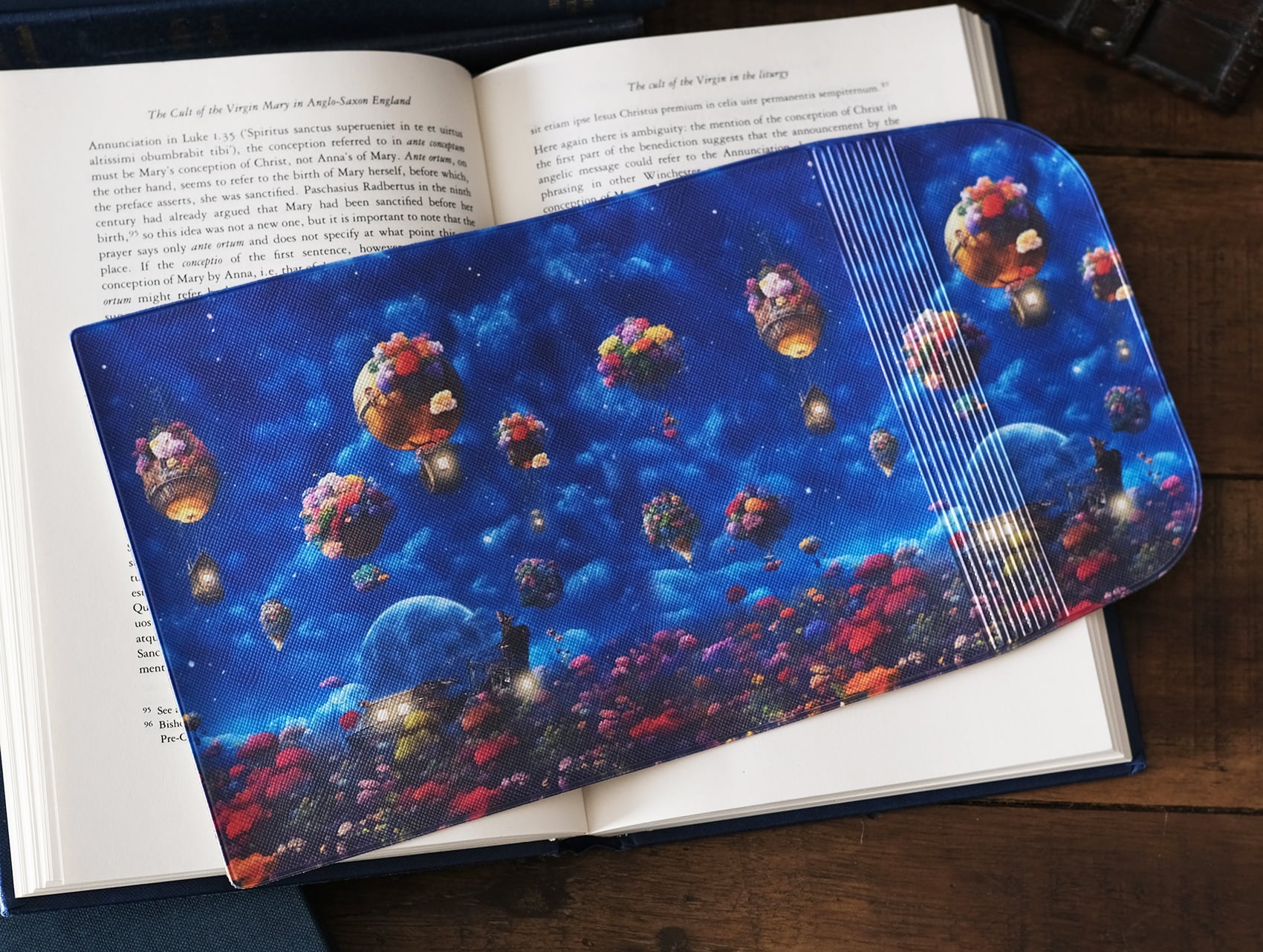 SALE】花畑の幻想郷 ブックカバー・手帳カバー | LALA CloveR.幻想的