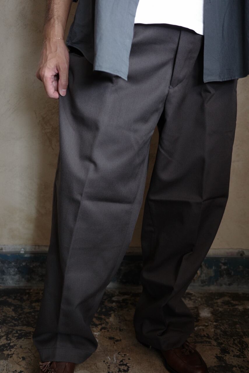 ENDS and MEANS / Wool Easy Trad Trousers | iremono
