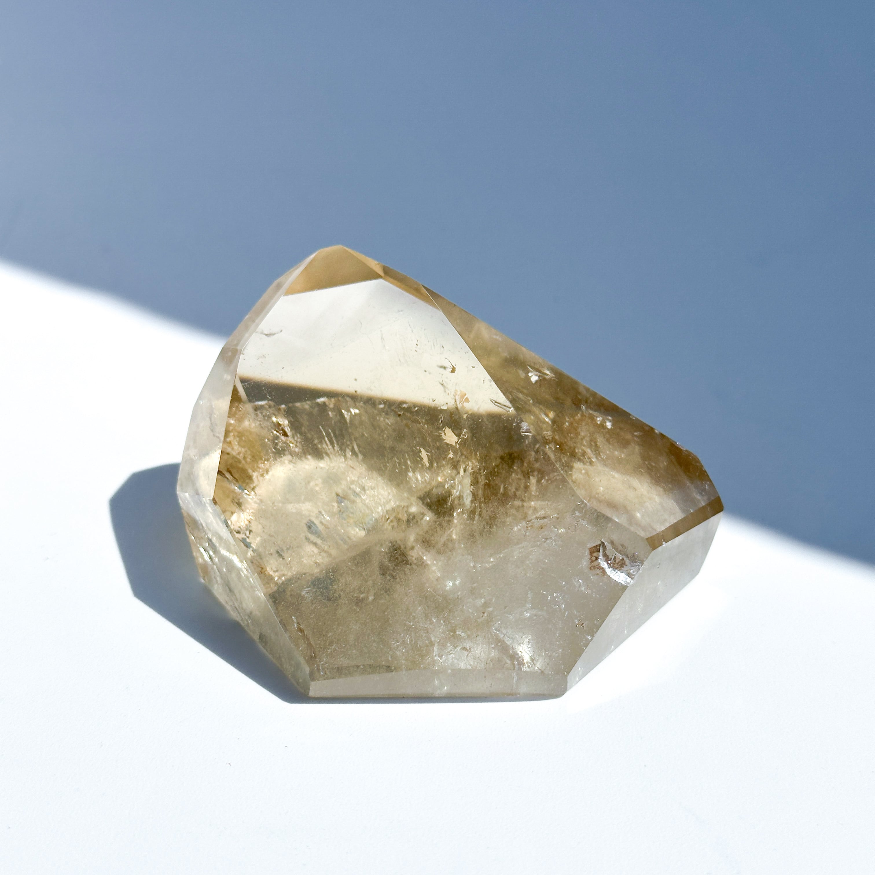 シトリン　針入り　フリーフォーム 原石 天然石 パワーストーン 貫入◎シトリン（黄水晶） フリーフォーム24◇ Citrine ◇ 天然石