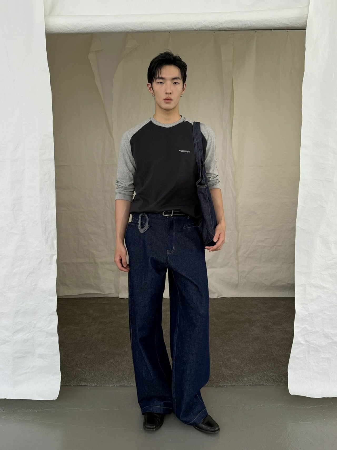 Yausye 82 Straight-leg Denim