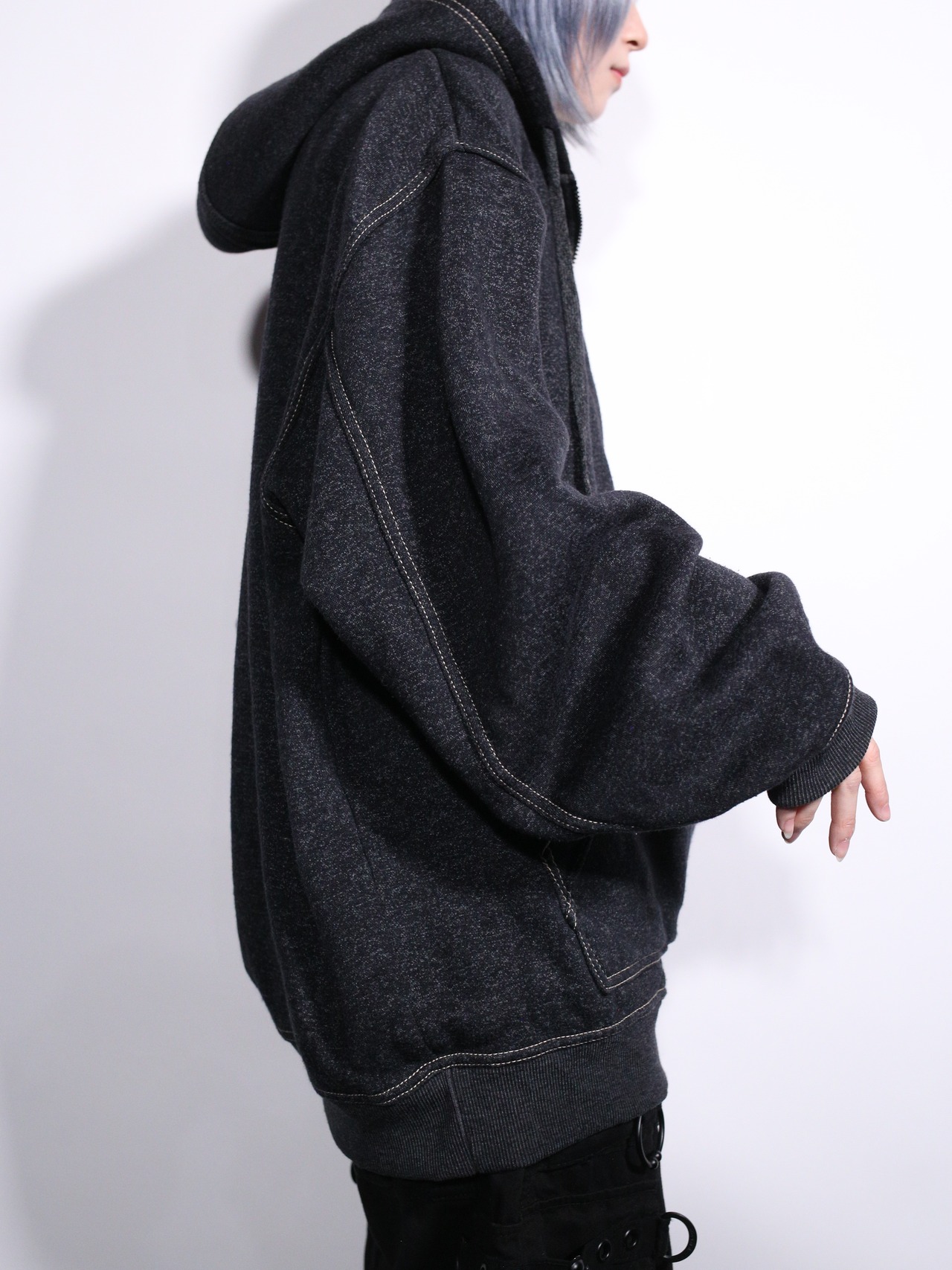 stitch design over silhouette zip-up foodie - 4