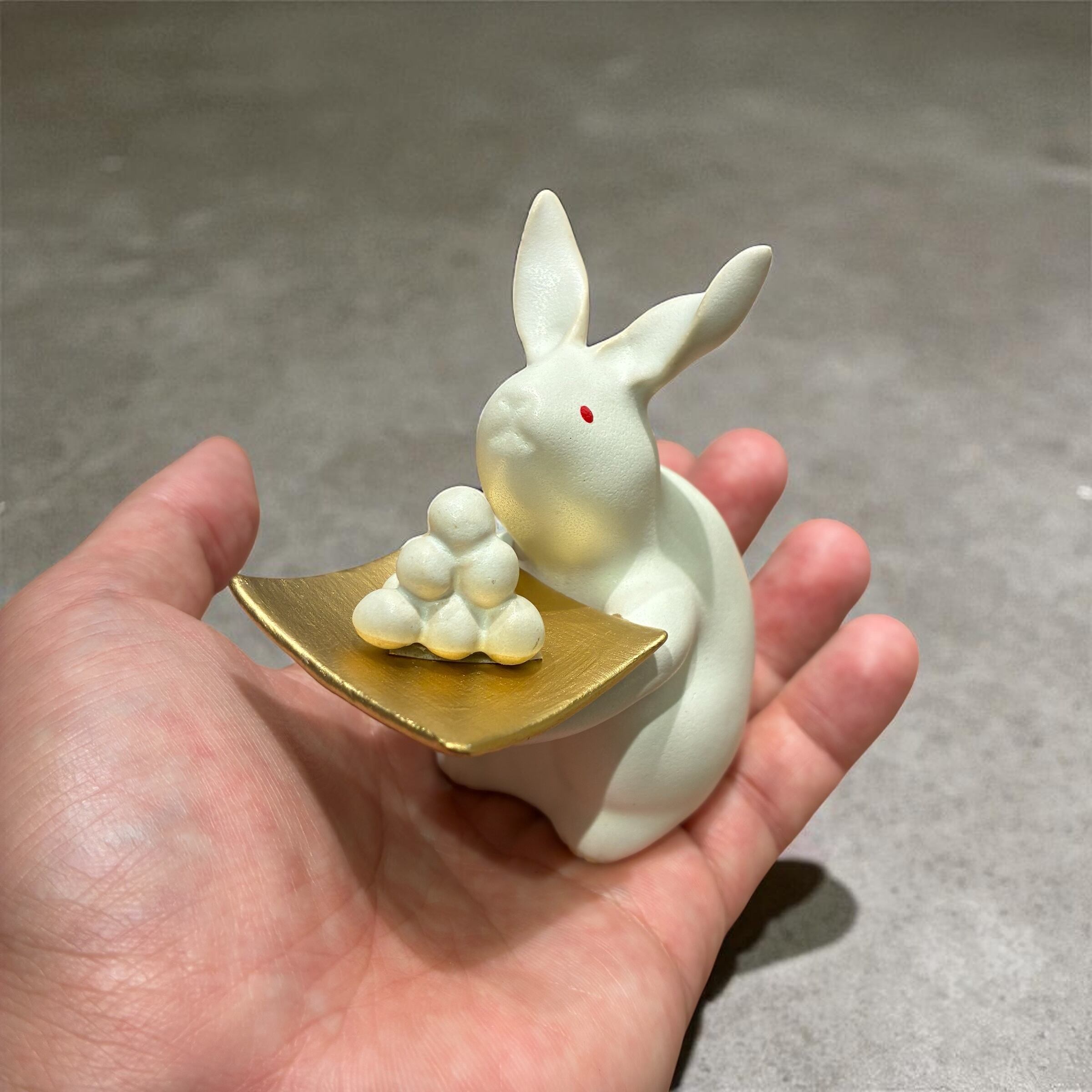 25秋】うさぎ(高さ7.5cm)お団子 | TSUNE;田中恒子の器 オンラインストア