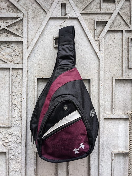 "UNDER ARMOUR" shoulder bag