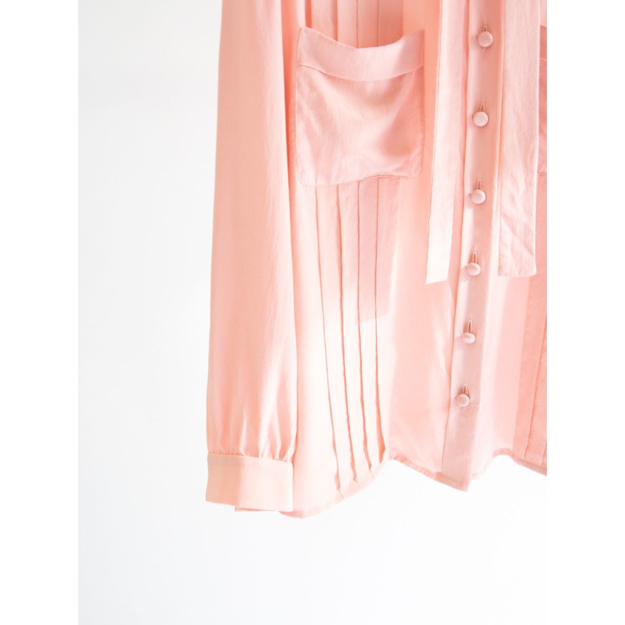 valentino garavani】Made in Italy 60-70's 100% Silk Blouse valentino garavani】Made in Italy 60-70's 100% Silk Blouse