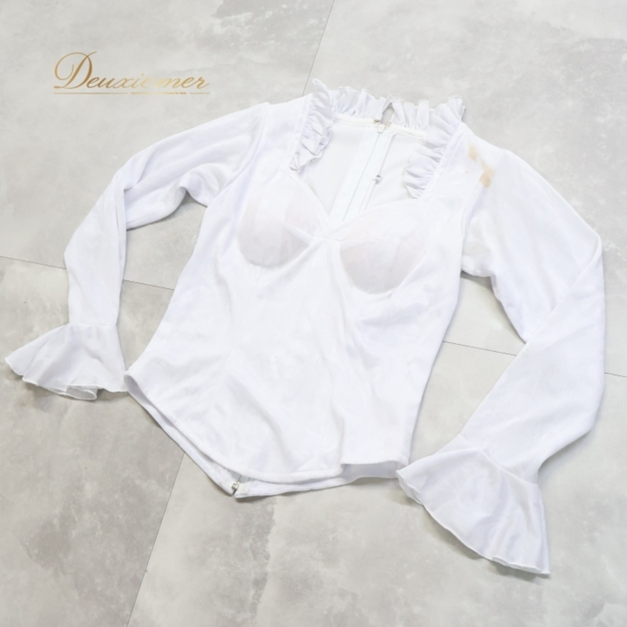 フラメンコ 衣装 トップス ブラウス 白 長袖 フリル ダンス パーティ 発表会 ホワイト系 フリルデザイン おしゃれ ダンス衣装 イベント用コスチューム エレガント レディース スタイリッシュ