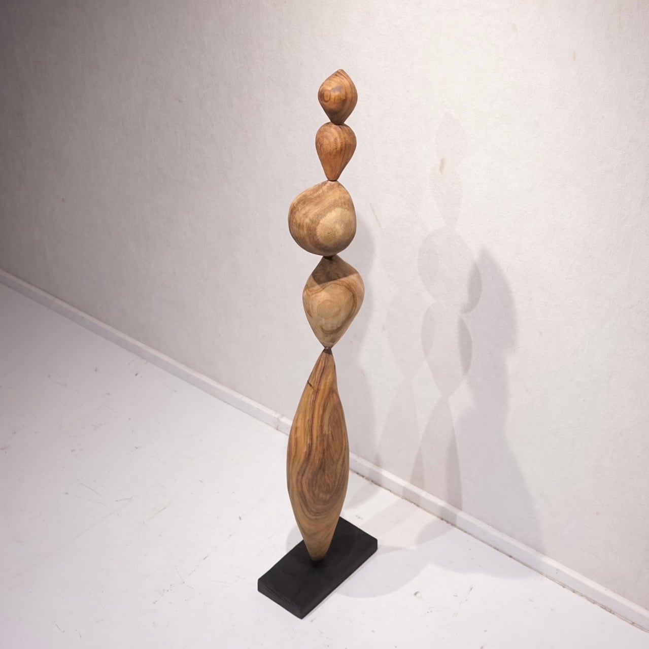 Bello select 輸入品 オブジェ 彫刻 アート 木製 インテリア 雑貨 置物