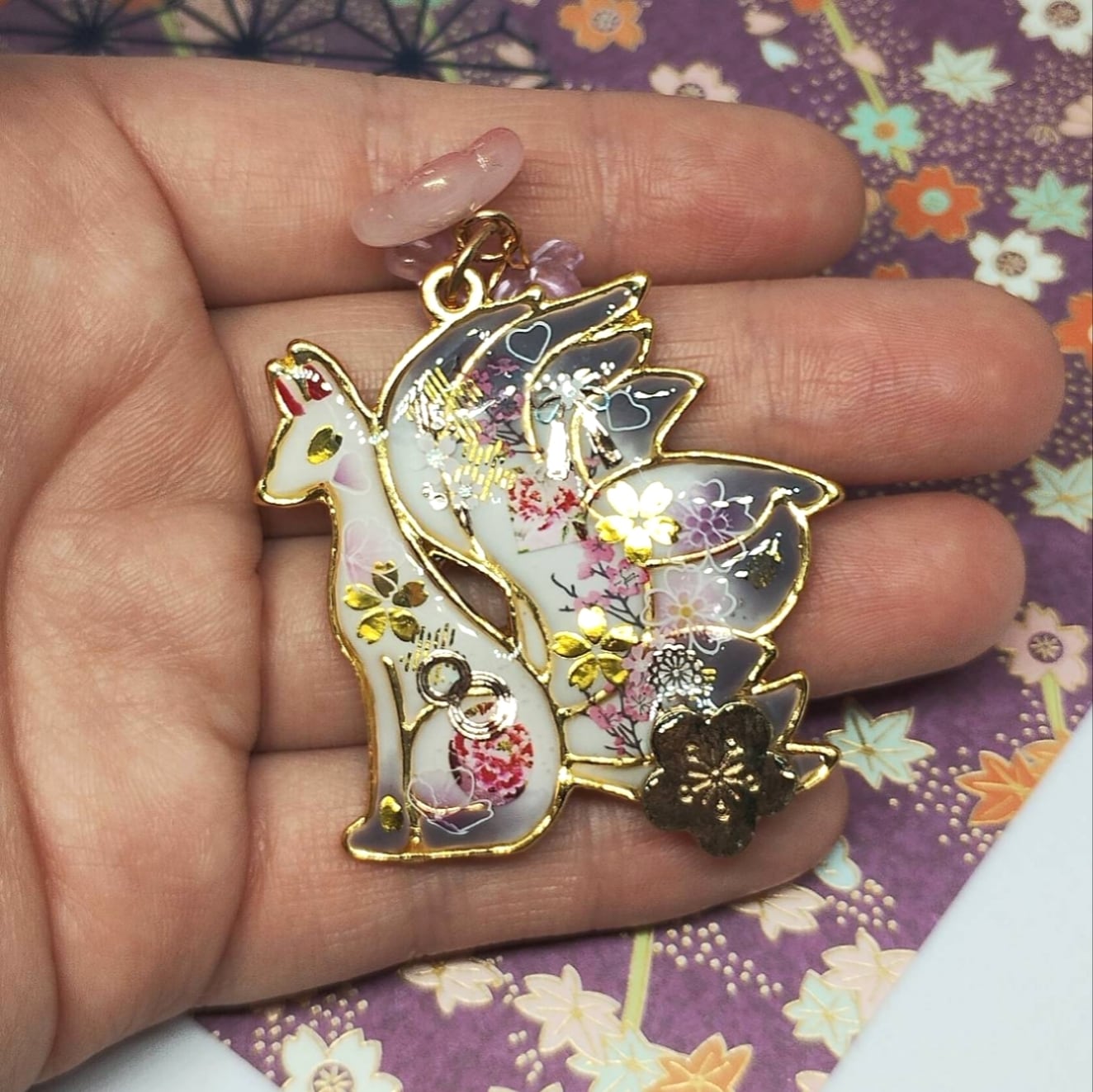 桜⌘妖狐⌘化け狐　両面デザイン　アクセサリーチャーム和風　中華風　九尾4個セット 梅と桜の二人静・華×和の色九尾の狐キーホルダー/チャーム 和風 九尾