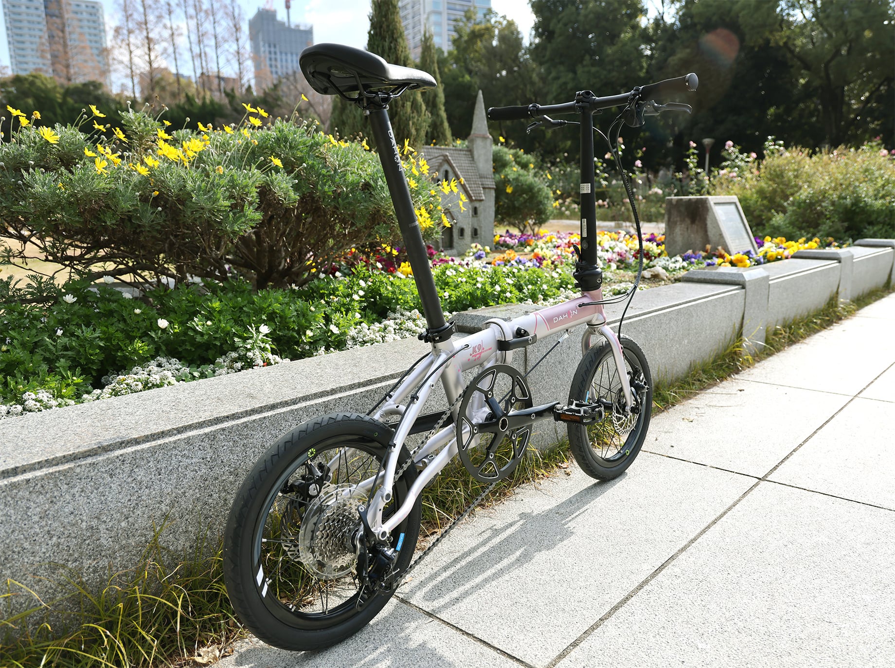 DAHON K9X ピュアリティーピンク 【2026限定モデル】 | LORO ONLINE STORE
