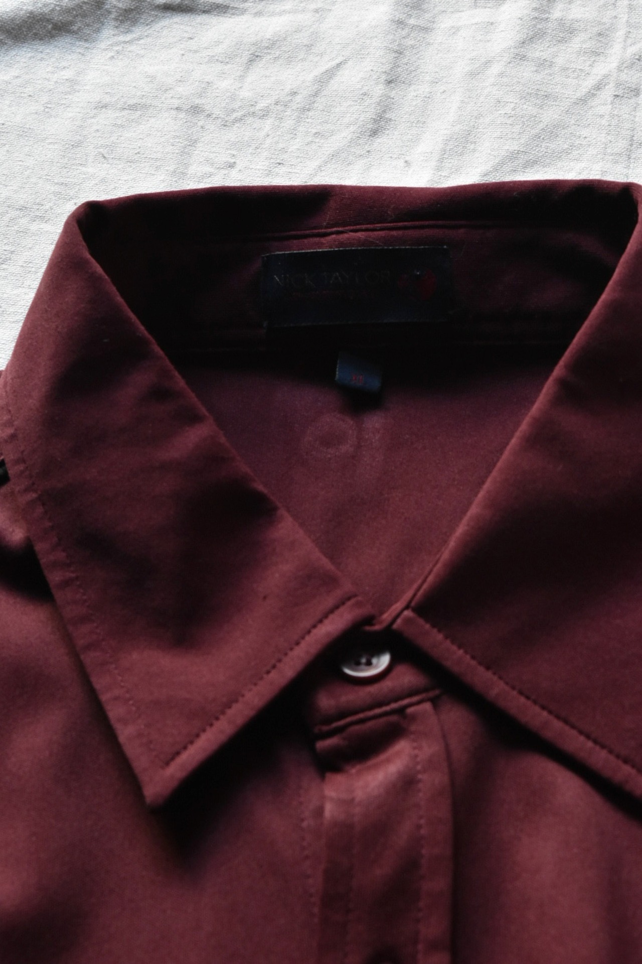 Bordeaux poly shirt
