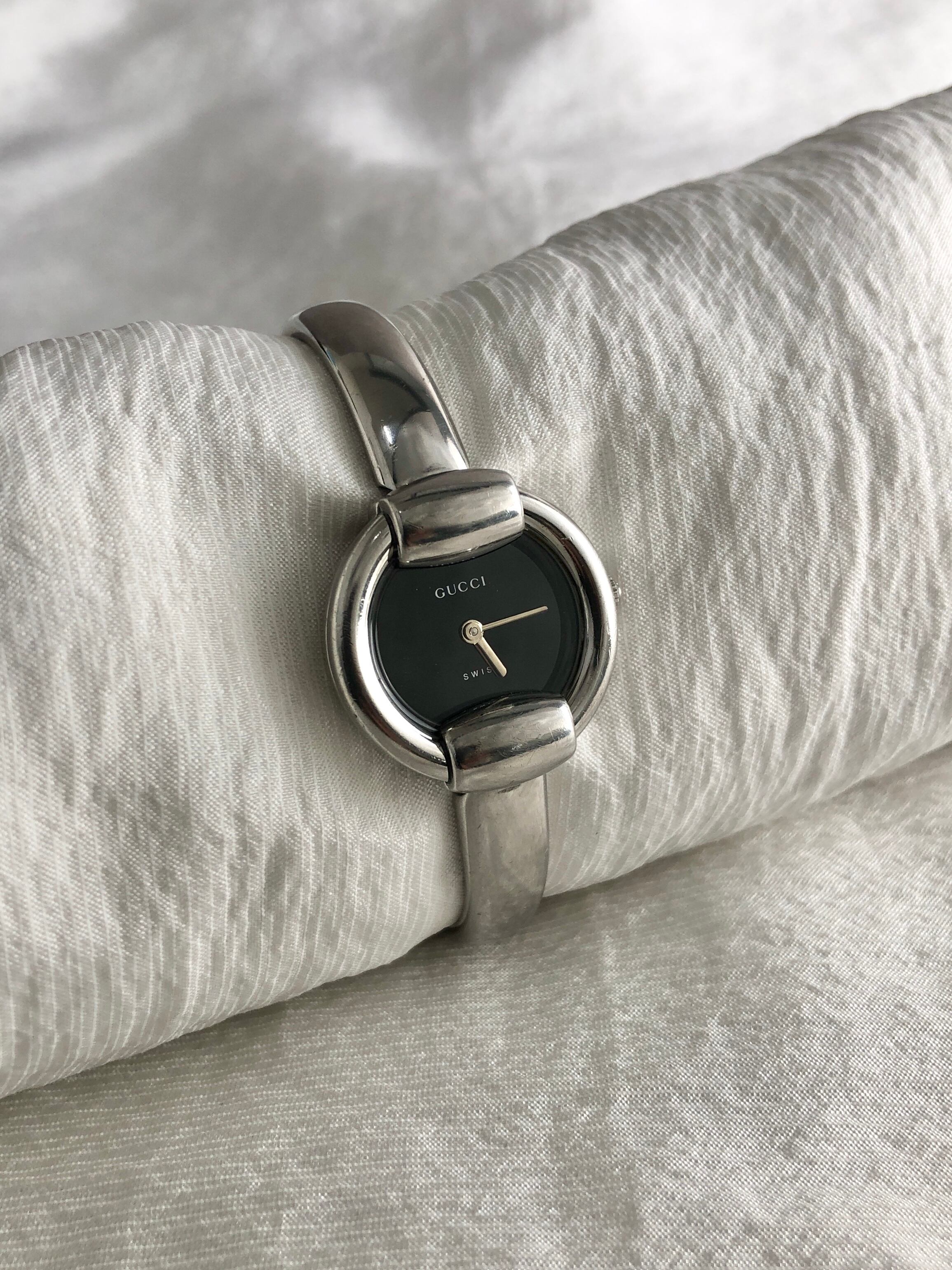 GUCCI グッチ 腕時計 シルバー ステンレススチール 1400L クウォーツ vintage ヴィンテージ オールド y3piv6