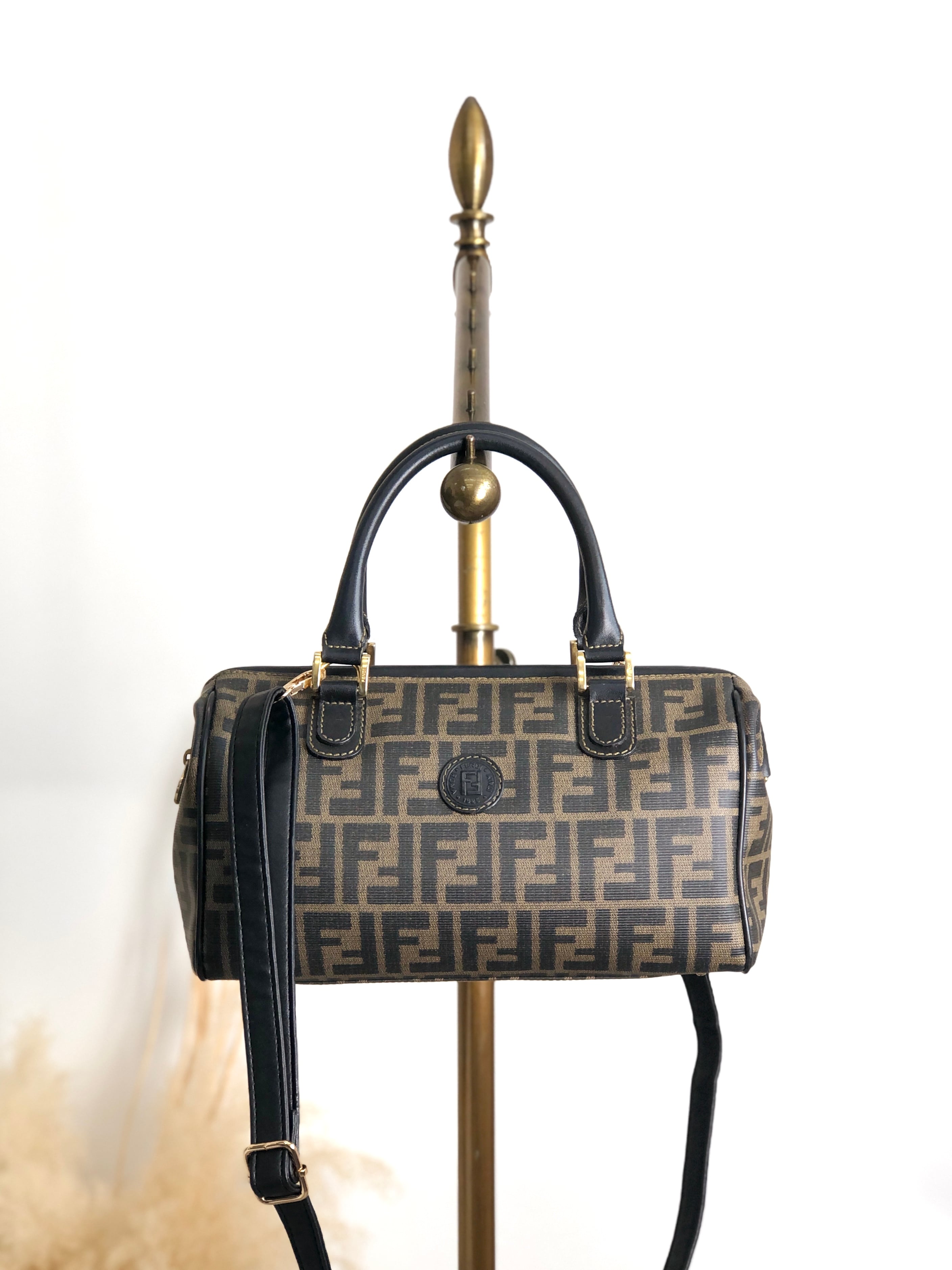 FENDI フェンディ ズッカ ショルダーバッグ ブラック FFロゴ PVC ミニボストン 2way vintage ヴィンテージ オールド ec36sk