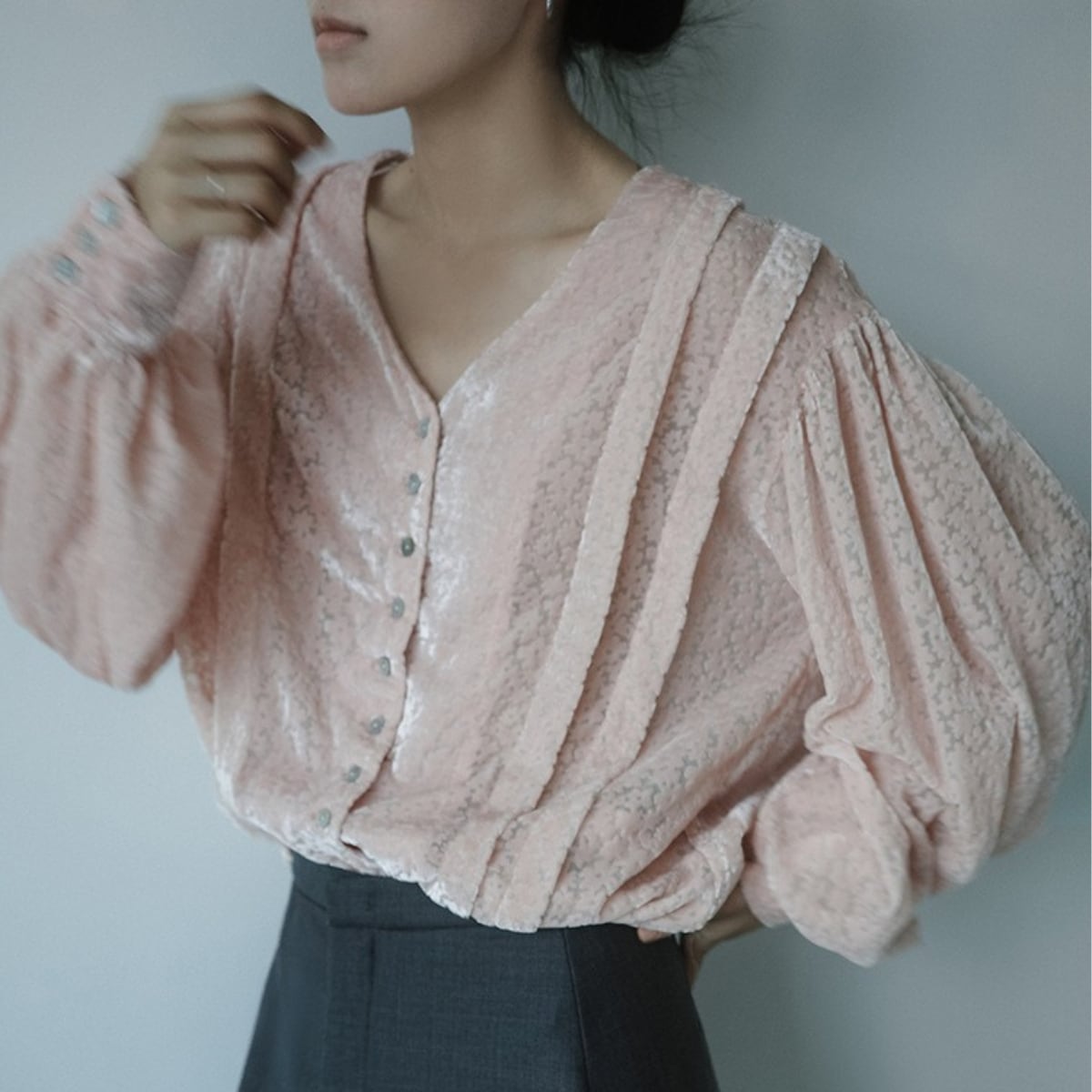 Floral V-Neck Long Sleeve Blouse G1021