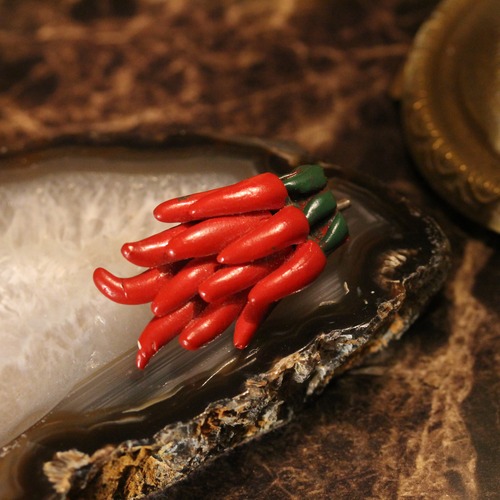 USA VINTAGE CHILI PEPPER DESIGN BROOCH/アメリカ古着唐辛子デザインブローチ