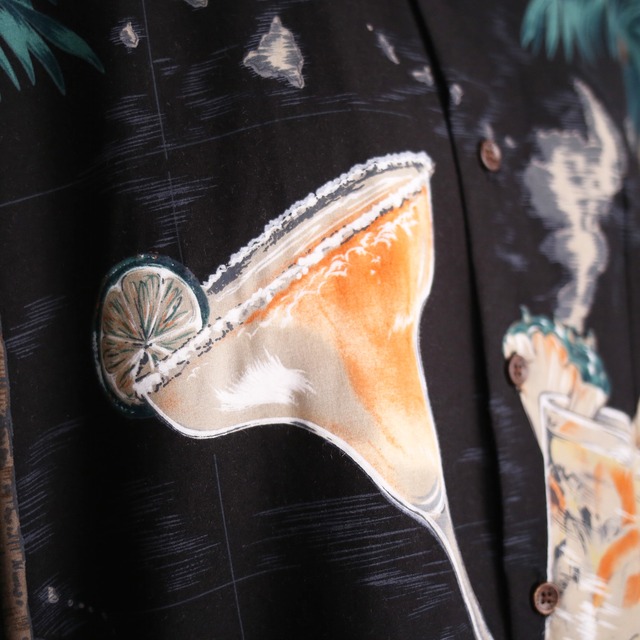 cocktail art graphic and botanical full pattern loose h/s shirt