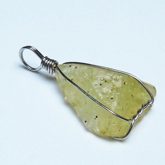 リビアングラス ペンダント 一点物 メール便可 112-13631